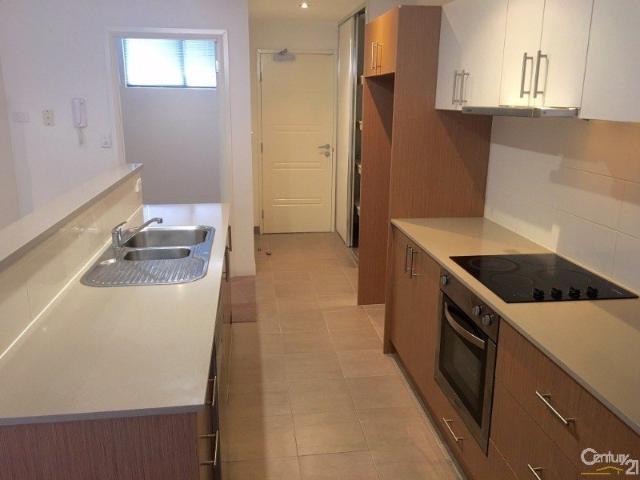 WALK TO ALL FACILITIES @ $680 per week
