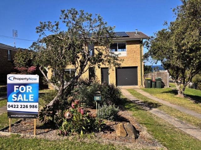 Walk to Beach & Shops, Premium Ocean Views