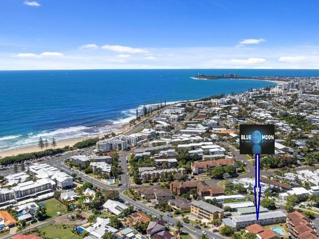 Walk to Beach 2 Bedroom Unit