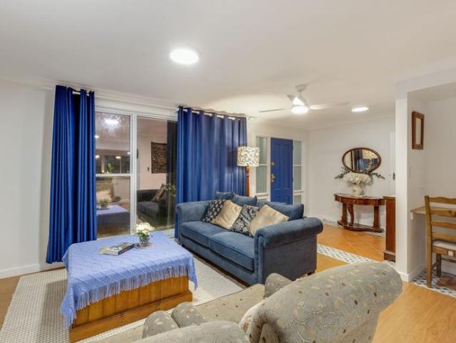 Walk to Cafés, Shops & Bowral's Best Amenities