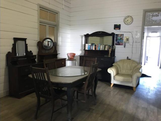 PERFECT SHARE ACCOMMODATION LOCATED IN THE HEART OF FORTITUDE VALLEY