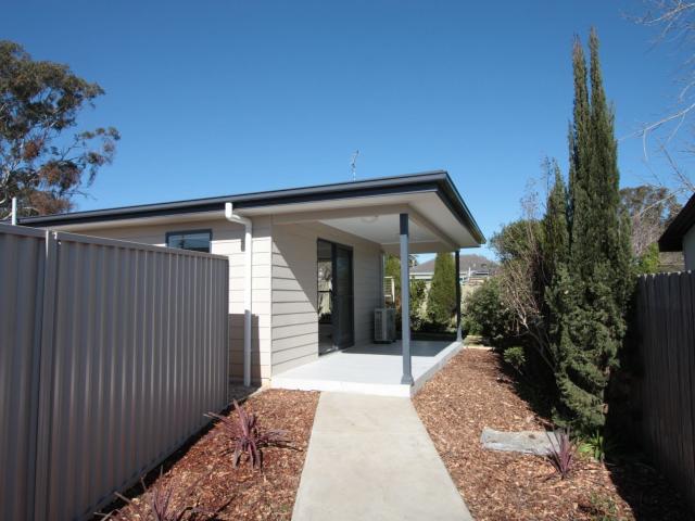 Walk to Kingswood Station & Nepean Hospital