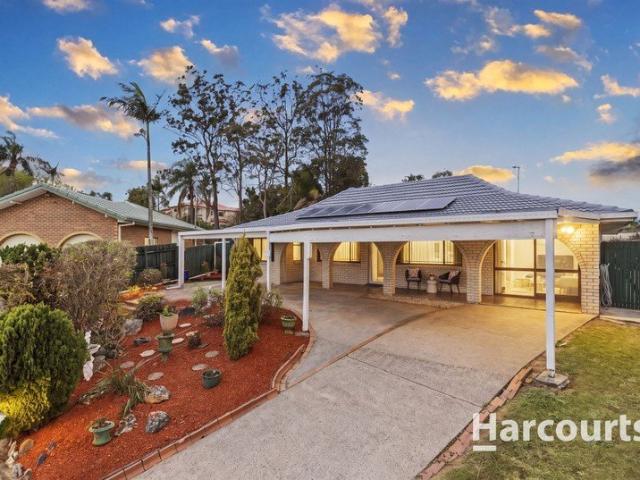 Walk to Pinelands & Sunnybank Hills State School!