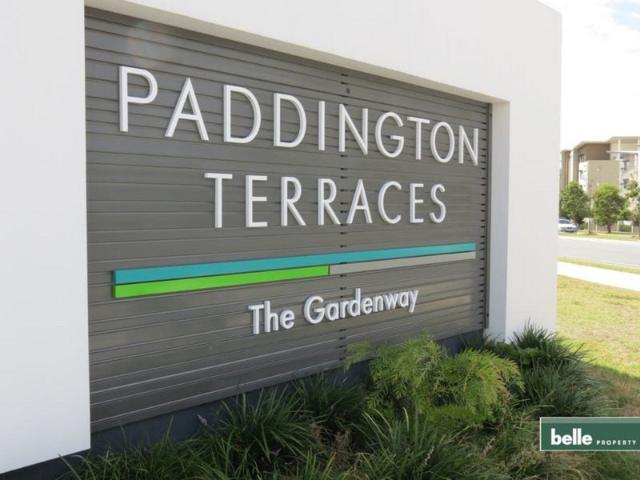Walk to Robina town centre!