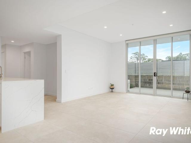 WALK TO STATION & SHOPS | Modern Two Bedroom Apartment with Parking & Storage