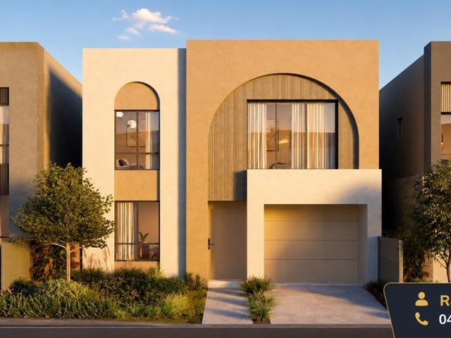 Walk to Schofields Train Station & Public School!