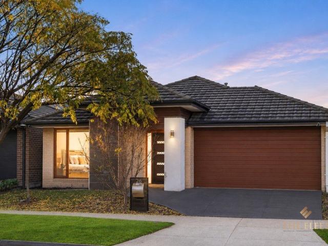 Walk to Schools, Shops & Parks The Perfect Family Home Awaits! ALLURA ESTATE