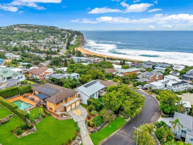 Walk to the Beach, Wake to the Views