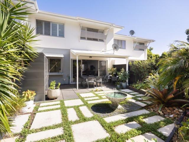 Walk to the Beach, Entertain in Your Own Private Retreat