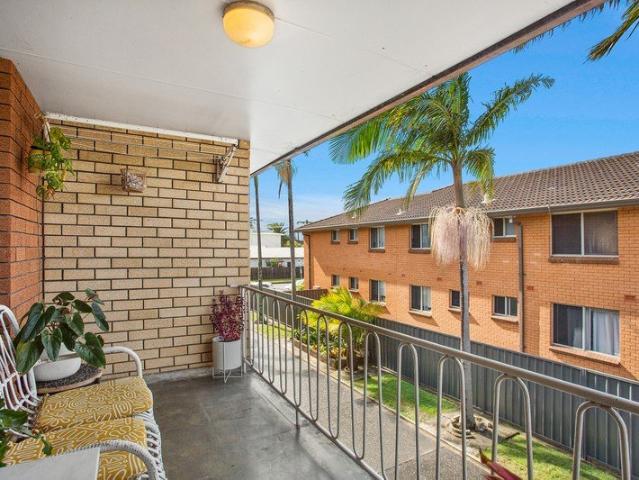 Walk to the Beach, Lake & Everything You Need