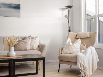 Walk to the Metro and Shopping Center! Brand New 1 Bedroom Apartment!
