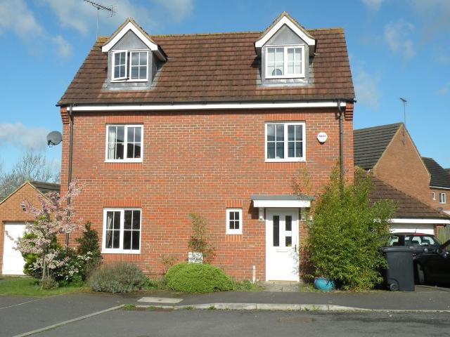 Walker Grove, Hatfield AL10, 5 bed terraced house to rent, £2,950 pcm | PrimeLocation