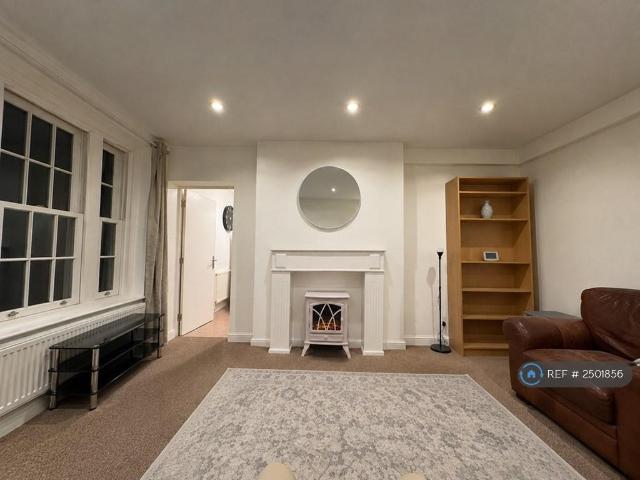 Walker House, London, NW1 1 bed flat to rent £2,099 pcm £484 pw