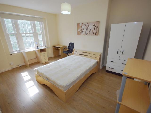 Walker House, Phoenix Road, Euston NW1, 2 bed flat to rent, £2,773 pcm | PrimeLocation