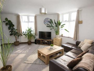 Hoole Chester, CH2, North East Wales, Midlands