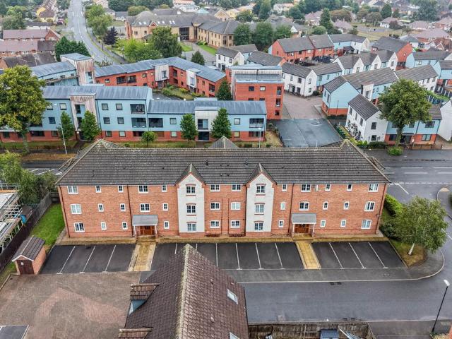 Walker Road, Walsall, West Midlands WS3, 2 bed flat to rent, £825 pcm | PrimeLocation