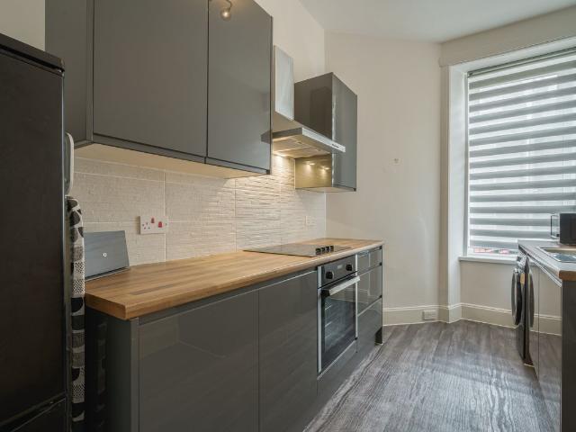 Walker Road Flat A, Aberdeen AB11, 1 bed flat to rent, £550 pcm | PrimeLocation