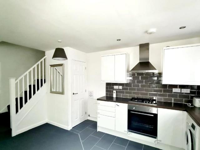Walker Rise, Irthlingborough. 2 bed terraced house to rent £995 pcm £230 pw