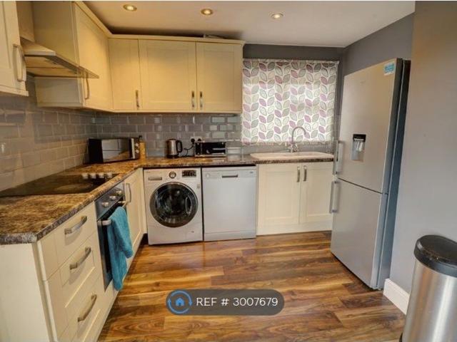 Walkern, Stevenage SG2, 2 bed flat to rent, £1,300 pcm | PrimeLocation