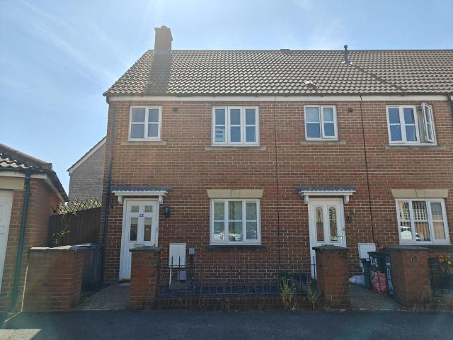 Walkers Drive, Weston Super Mare. 3 bed end of terrace house to rent £1,350 pcm £312 pw
