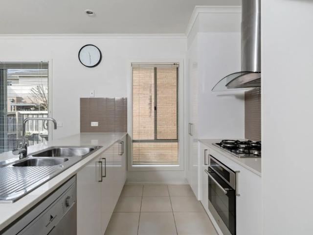 Walking Distance to Beach