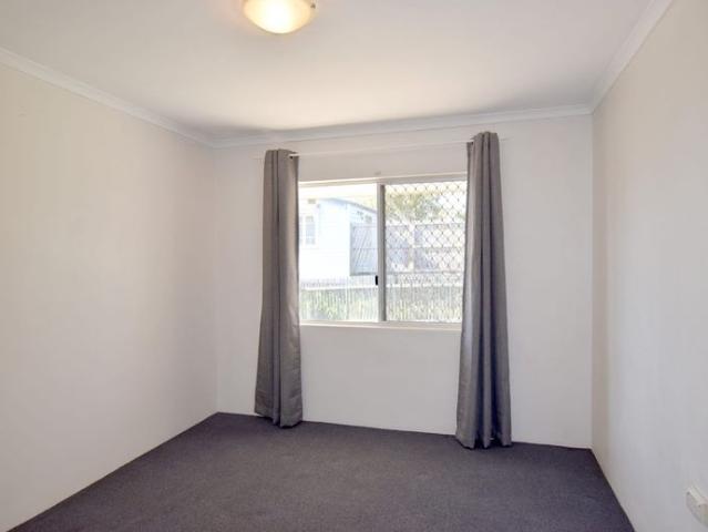 WALKING DISTANCE TO CBD!