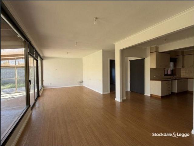 WALKING DISTANCE TO CBD