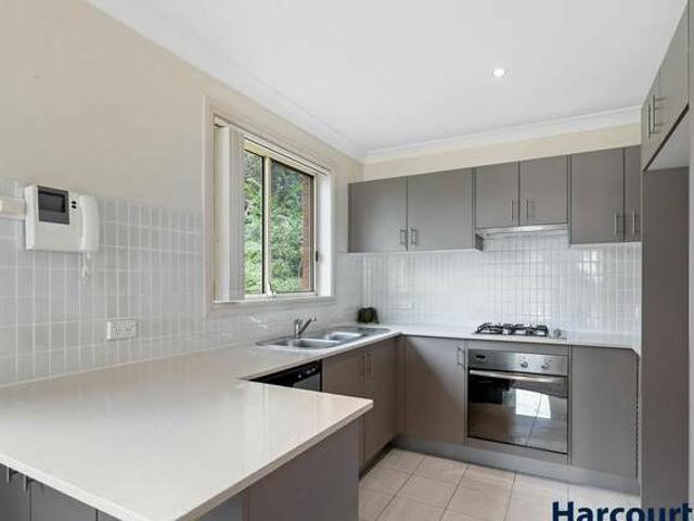 Walking Distance to Gosford Station