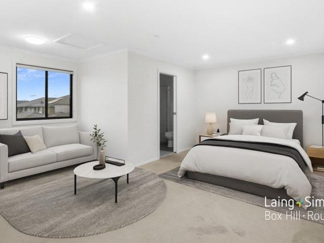 Walking Distance to Shops, Parks and Schools!