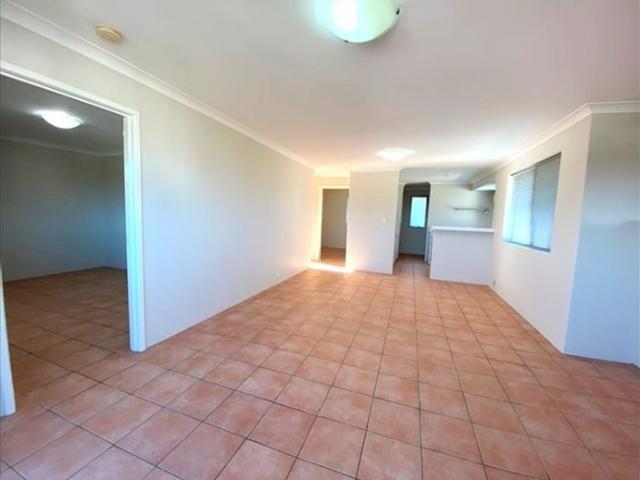 Walking distance to the Victoria Park shopping precinct