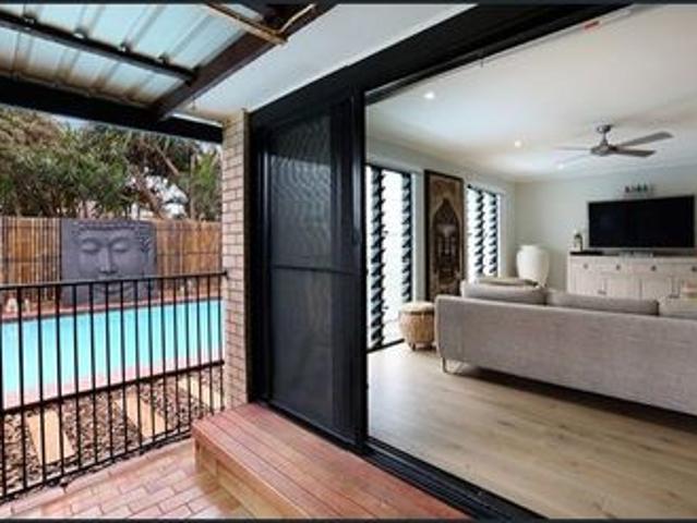 Walking distance to the beach!