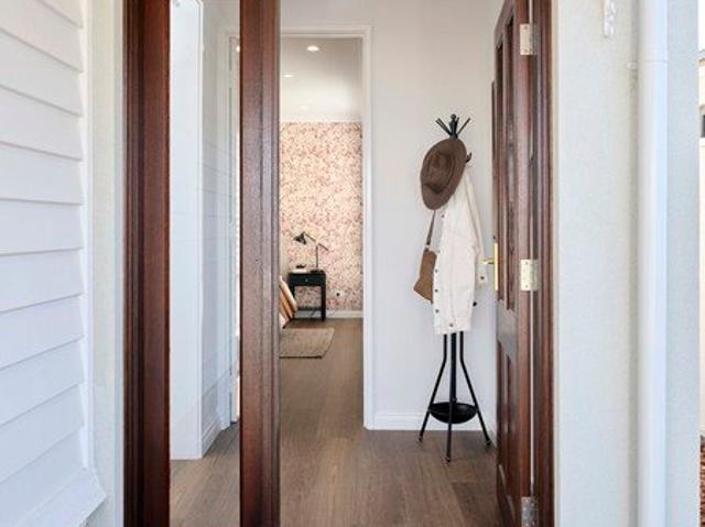 WALKING DISTANCE TO THE BEACH!