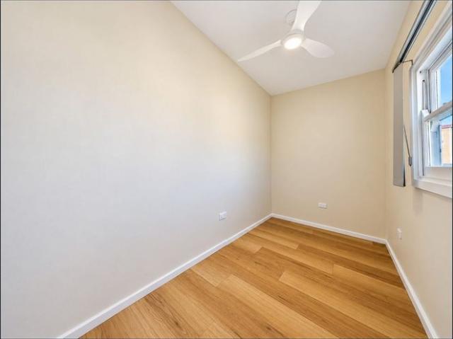 WALKING DISTANCE TO THE BEACH & TOWN CENTRE