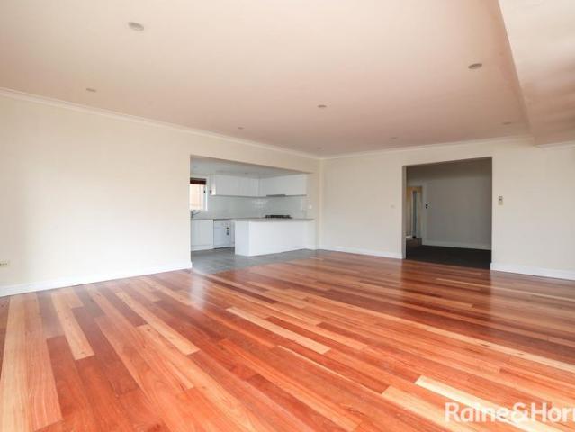 Walking distance to the CBD Available Now