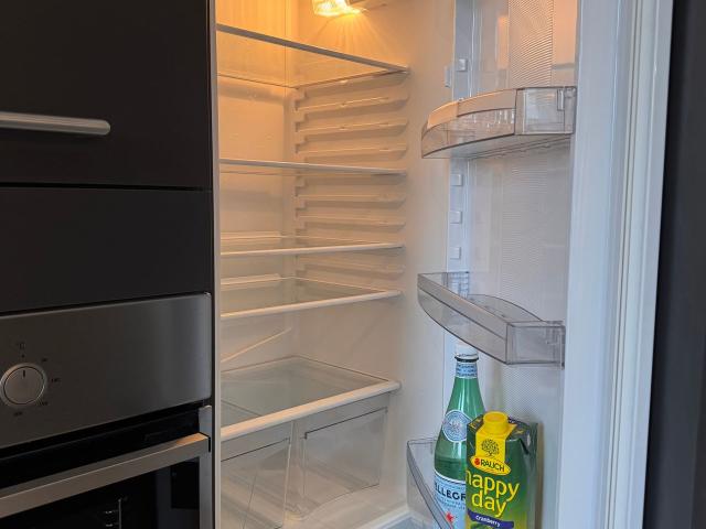 Walking distance to the Maschsee / Charming and beautiful flat close to Metro station, super markets etc Hannover Amsterdam Apartments for Rent