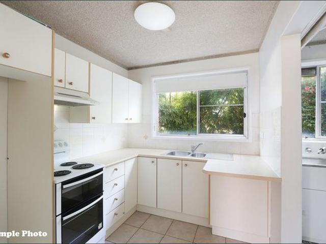 Walking Distance to Town Beach