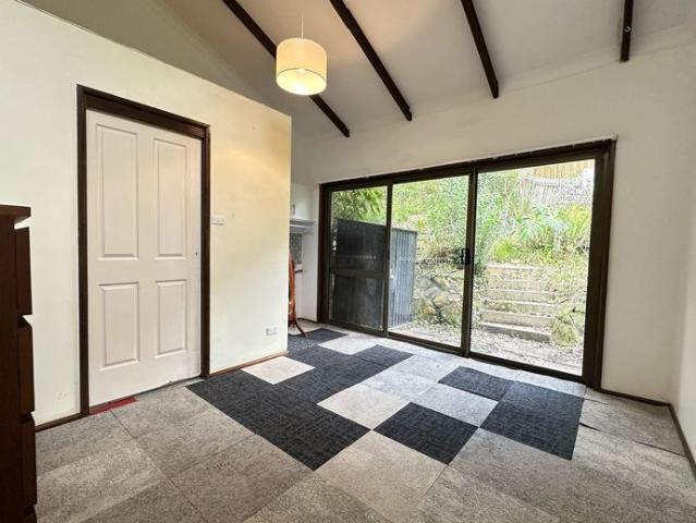 Walking Distance To Train Station!