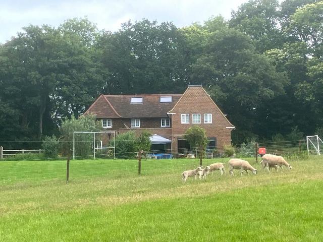 Wall Hall, Aldenham, Watford. 5 bed detached house to rent £6,000 pcm £1,385 pw