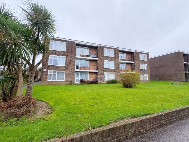 Wallace Avenue, Worthing BN11, Studio to rent, £975 pcm | PrimeLocation