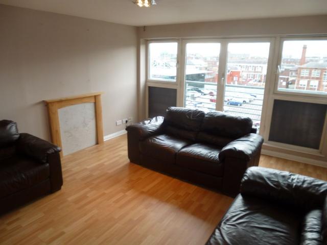 Wallace Street, Glasgow, G5 8AH