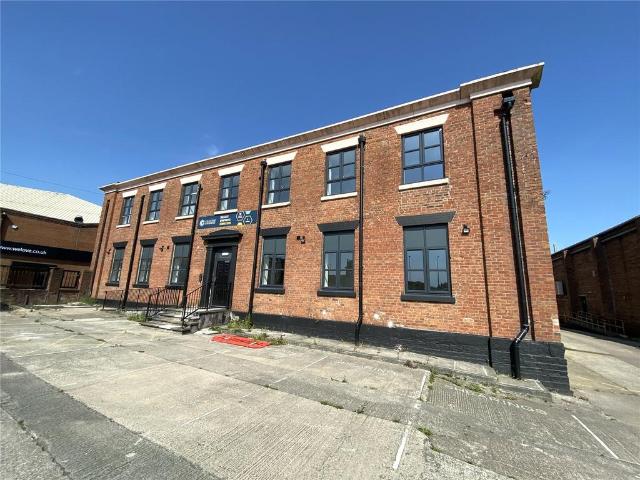Wallgate Apartments, Victoria Mill. 1 bed flat to rent £775 pcm £179 pw