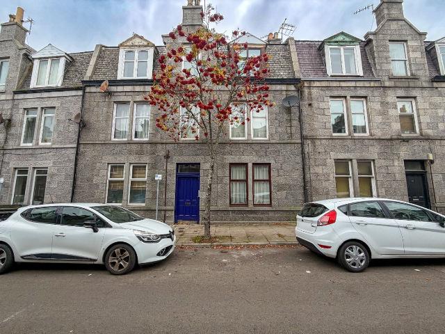 Wallfield Crescent, Rosemount, Aberdeen AB25, 1 bed flat to rent, £575 pcm | PrimeLocation