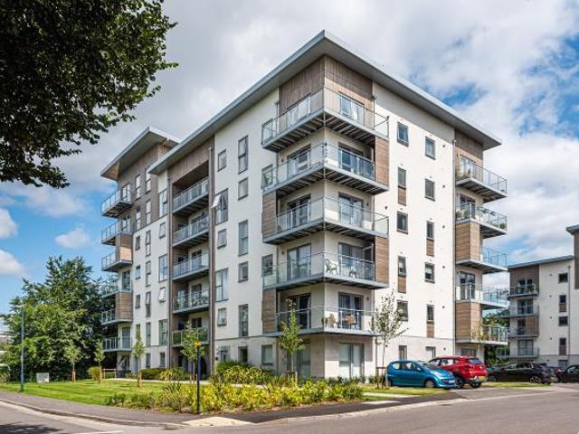 Wallingford Way, Maidenhead, SL6 3 bed flat to rent £2,500 pcm £577 pw