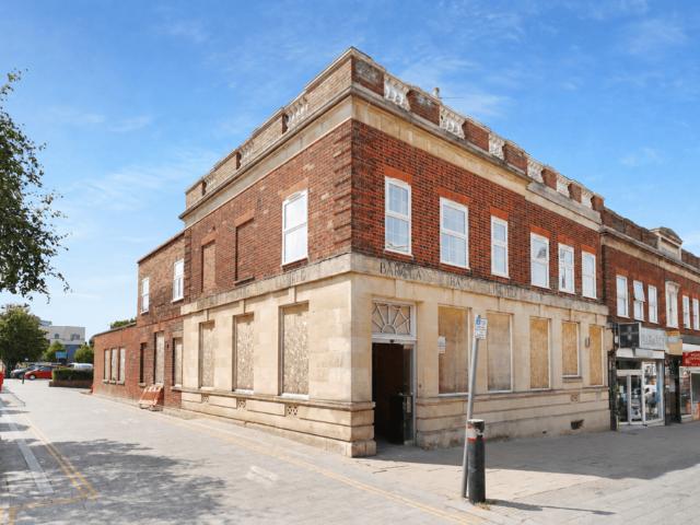 Wallington SM6 1 bed flat to rent £1,350 pcm £312 pw