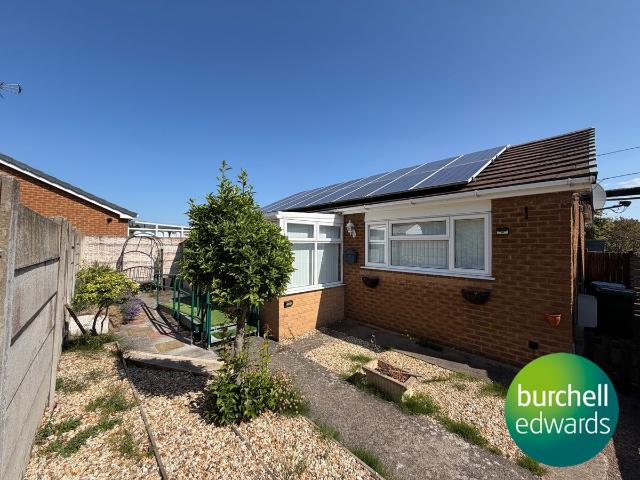 Wallis Road, Mansfield NG18, 2 bed bungalow to rent, £1,050 pcm | PrimeLocation