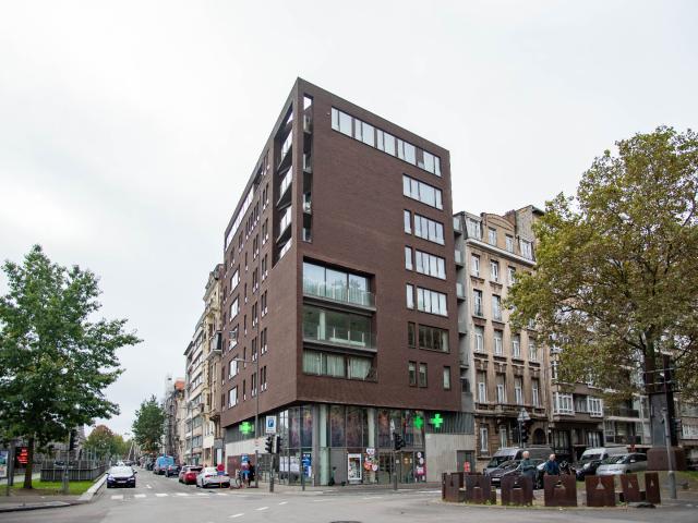 WALLS Vastgoedmakelaars | Zeer ruim en en. 8636916