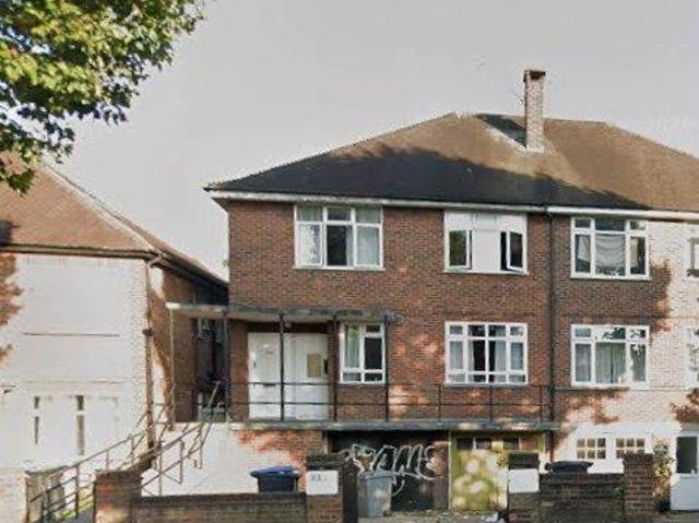 Walm Lane, Brent 4 bed house to rent £5,000 pcm £1,154 pw