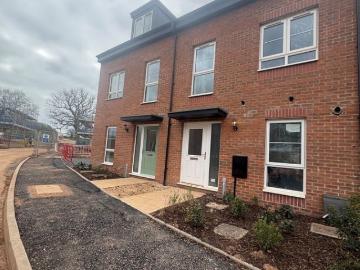 Walmer Parade, Stafford ST16, 3 bed property to rent, £1,350 pcm | PrimeLocation