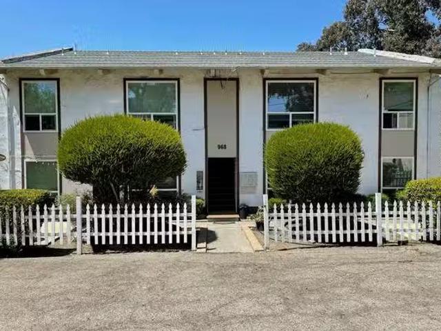 Walnut St, San Luis Obispo, CA