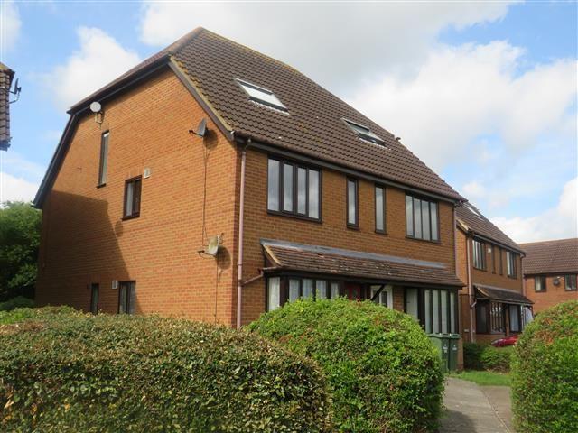 Walnut Tree, Milton Keynes MK7, 2 bed flat to rent, £1,150 pcm | PrimeLocation
